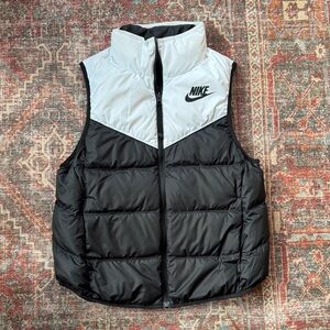 Nike Two-Tone Black and White Vest